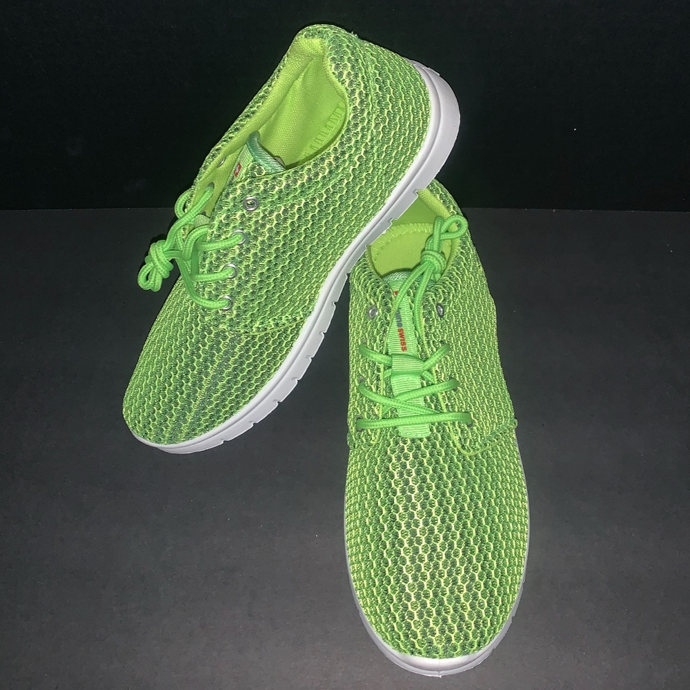 ALPINE SWISS LIME & BLACK UNISEX TENNIS SHOES